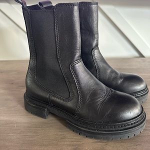 Girls Zara boots